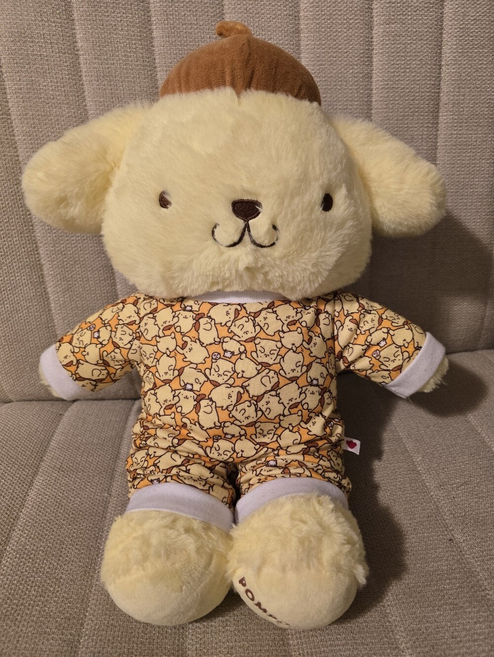 Pompompurin Build A Bear Hello Kitty & Friends stuffed with Outfit